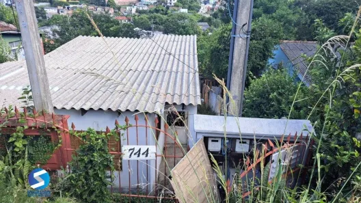 Lote/Terreno à venda, 349m² no Vila Jardim, Porto Alegre