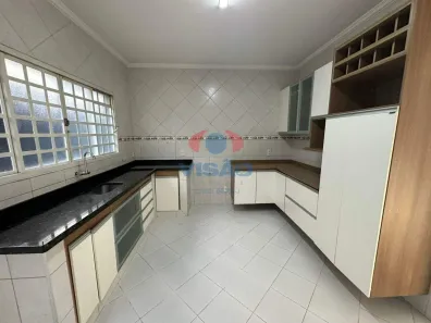 Casa de Condomínio com 3 Quartos para alugar, 134m² no Portal das Acácias, Indaiatuba