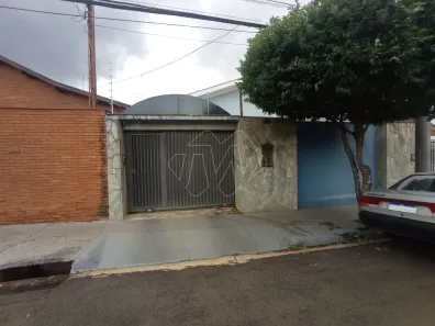 Casa com 3 Quartos à venda, 236m² no Centro, Araraquara