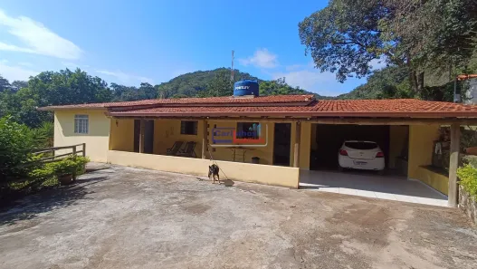 Fazenda/Sítio com 4 Quartos à venda, 160m² no Gentileza, Betim