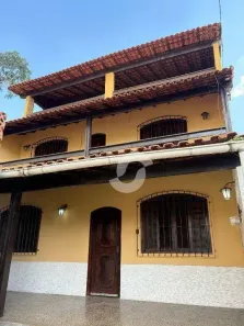 Casa com 2 Quartos à venda, 381m² no Centro, São Gonçalo