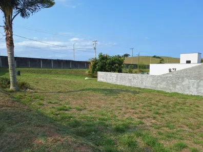 Lote/Terreno à venda, 450m² no Village Rio das Ostras, Rio das Ostras
