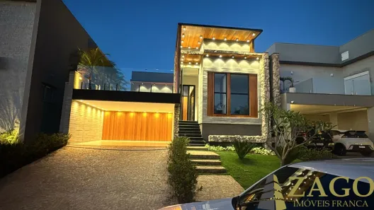 Casa de Condomínio com 4 Quartos à venda, 360m² no Villa Piemonte II, Franca