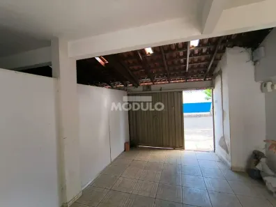 Galpão/Depósito/Armazém para alugar, 380m² no Pacaembu, Uberlândia
