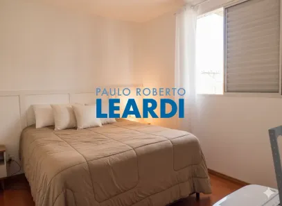 Apartamento com 2 Quartos à venda, 65m² no Vila Valparaíso, Santo André