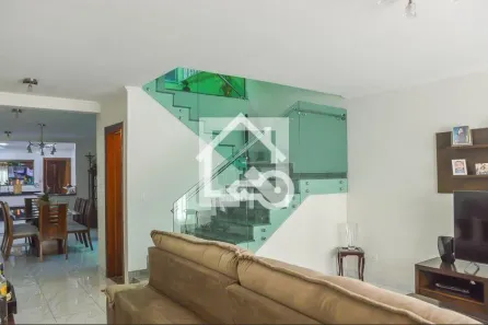 Casa com 3 Quartos à venda, 335m² no Ferrazópolis, São Bernardo do Campo