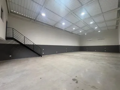 Galpão/Depósito/Armazém para alugar, 246m² no Parque São Matheus, Piracicaba
