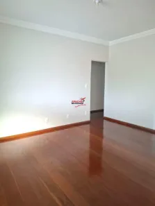 Casa com 4 Quartos para alugar, 200m² no Alto da Boa Vista, Ponte Nova