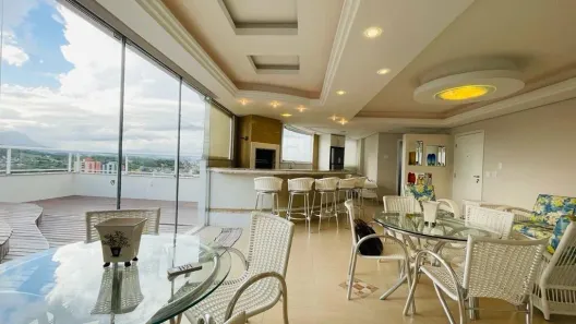 Cobertura com 3 Quartos à venda, 302m² no América, Joinville