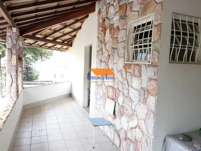 Casa com 3 Quartos à venda, 200m² no Minascaixa, Belo Horizonte