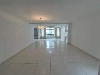 Apartamento com 4 Quartos para alugar, 240m² no Boa Viagem, Recife