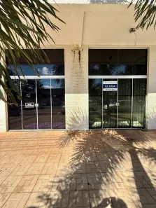 Prédio Comercial para alugar, 75m² no Jardim Imperial, Maringá