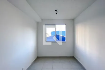 Apartamento com 1 Quarto à venda, 26m² no Parque Industrial Tomas Edson, São Paulo