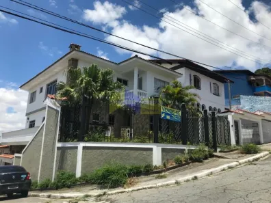 Casa com 4 Quartos à venda, 380m² no Horto Florestal, São Paulo