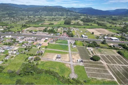 Lote/Terreno à venda, 330m² no Centro, Terra de Areia