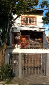 Sobrado com 3 Quartos à venda, 177m² no Jardim Senice, São Paulo