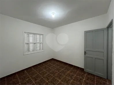 Casa de Condomínio com 1 Quarto para alugar, 30m² no Jardim Lúcia, São Paulo