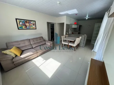 Casa com 2 Quartos para alugar, 110m² no Itacorubi, Florianópolis