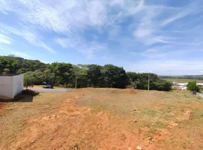 Lote/Terreno à venda, 694m² no Condomínio Residencial Campos do Conde, Bragança Paulista