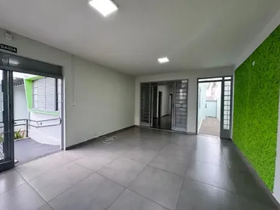 Imóvel Comercial com 2 Quartos para alugar, 100m² no Centro, Bauru