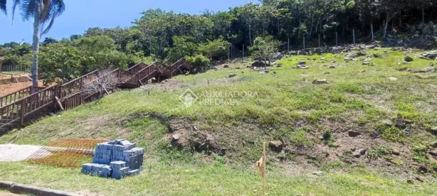 Lote/Terreno à venda, 506m² no Ingleses do Rio Vermelho, Florianópolis