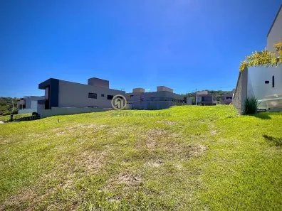 Lote/Terreno à venda, 300m² no Jardins Barcelona, Senador Canedo