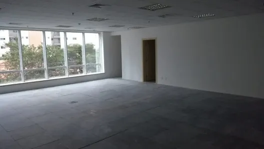 Ponto Comercial para alugar, 265m² no Cidade Monções, São Paulo