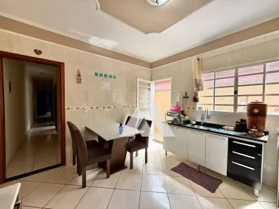 Casa com 3 Quartos à venda, 130m² no Vila Vendramini, Itapetininga