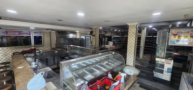 Imóvel Comercial para alugar, 350m² no Macuco, Santos