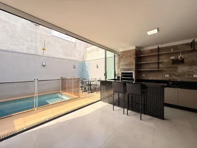 Casa com 3 Quartos para alugar, 143m² no Parque Residencial Cidade Nova, Maringá