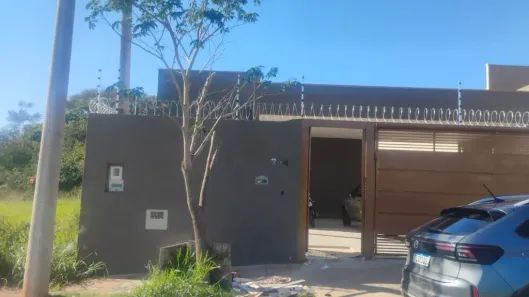Casa com 3 Quartos para alugar, 100m² no Residencial Doutor João Tajara, São José do Rio Preto
