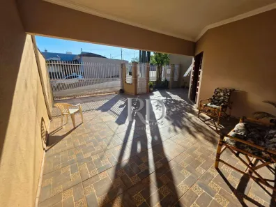 Casa com 3 Quartos à venda, 159m² no Jardim Itália, Londrina