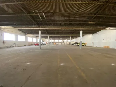 Galpão/Depósito/Armazém para alugar, 2400m² no Chácara São João, São Paulo
