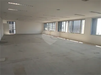 Ponto Comercial para alugar, 200m² no Bela Vista, São Paulo