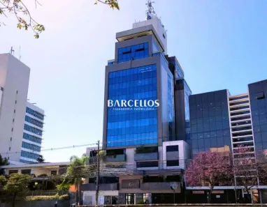 Sala Comercial com 1 Quarto à venda, 56m² no Três Figueiras, Porto Alegre
