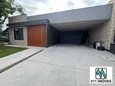 Casa com 3 Quartos à venda, 230m² no Vila Assunção, Porto Alegre
