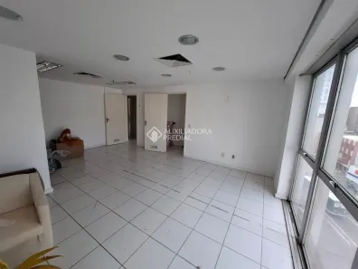 Sala Comercial à venda, 125m² no Centro Histórico, Porto Alegre