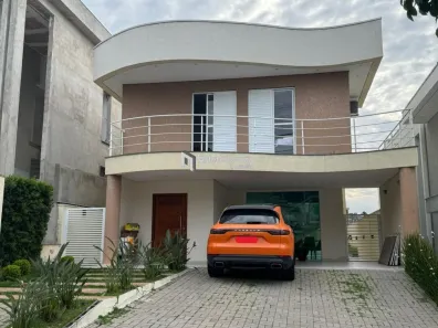 Casa de Condomínio com 3 Quartos para alugar, 250m² no Parque Residencial Itapeti, Mogi das Cruzes