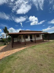 Fazenda/Sítio com 3 Quartos para alugar, 1m² no Vila Grego, Santa Bárbara D'Oeste
