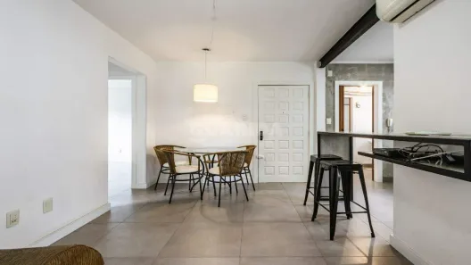 Apartamento com 2 Quartos para alugar, 90m² no Petrópolis, Porto Alegre