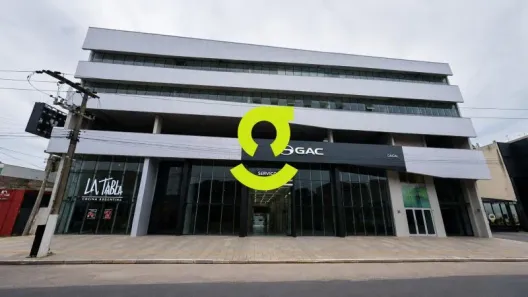 Sala Comercial para alugar, 890m² no São João, Porto Alegre