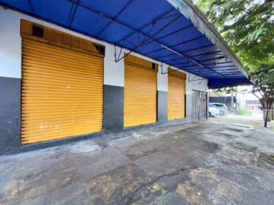 Ponto Comercial à venda, 182m² no Jardim São Francisco, Maringá