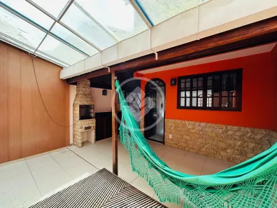 Casa de Condomínio com 2 Quartos à venda, 60m² no Vale do Paraíso, Teresópolis