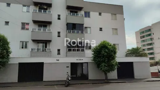 Apartamento com 3 Quartos para alugar, 60m² no Patrimônio, Uberlândia