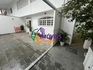 Casa com 5 Quartos para alugar, 290m² no Jardim das Bandeiras, São Paulo