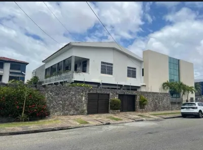 Sala Comercial à venda, 980m² no Luzia, Aracaju