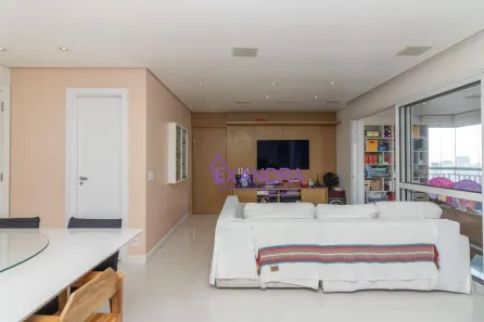 Apartamento com 3 Quartos à venda, 127m² no Vila Firmiano Pinto, São Paulo