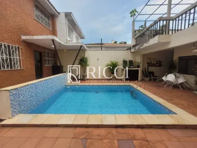 Sobrado com 4 Quartos à venda, 250m² no Embaré, Santos