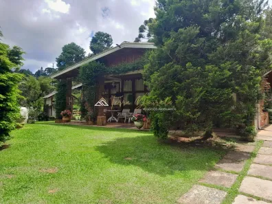 Casa com 4 Quartos à venda, 230m² no J Pérola, Campos do Jordão