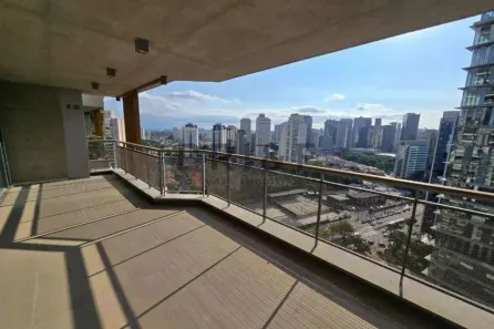 Apartamento com 3 Quartos à venda, 197m² no Jardim das Acácias, São Paulo